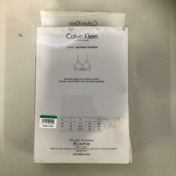 NEW!!! Calvin Klein 2-PC Seamless Bralette - Picture 4 of 5